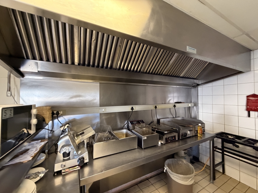 To Let Commercial Property for Rent in Green Point Western Cape